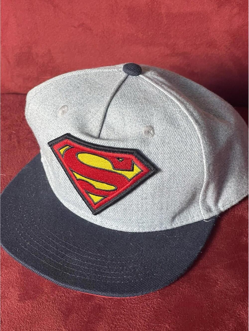DC Comics Superman Logo Snap-Back BALL CAP Hat H&M Size - 4-8Youth
